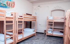 Mykhailivskyi Hostel